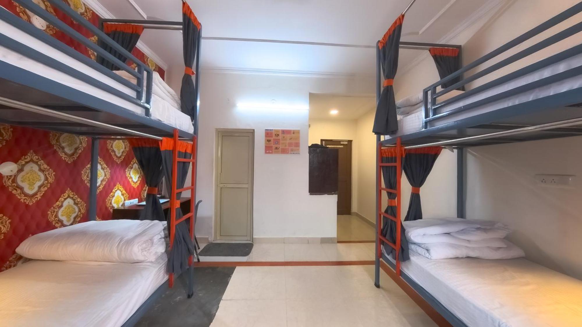 Live Free Hostel, Mcleodganj McLeod Ganj Esterno foto